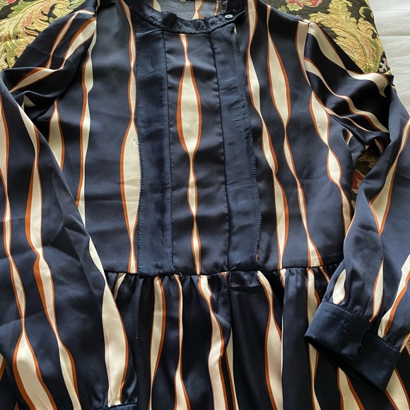 Nave and Camel Dress - Picture 3 of 7